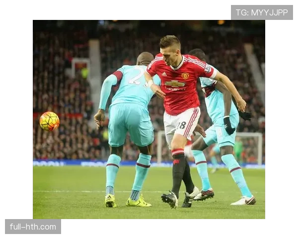 西汉姆联表现抢眼，搅动英超前四争夺格局