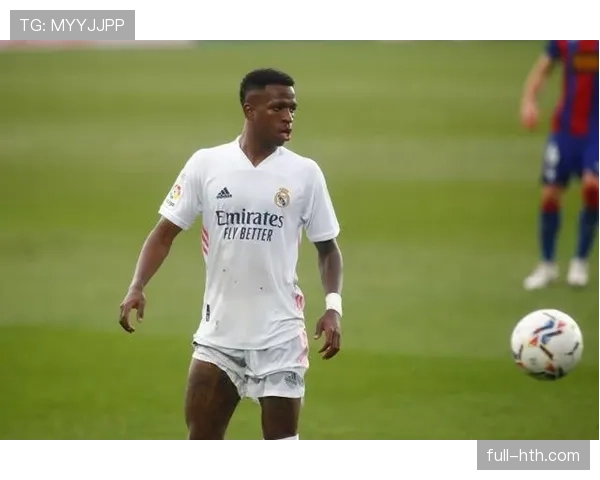 维尼修斯：从潜力新星到金球竞争者的成长轨迹解析