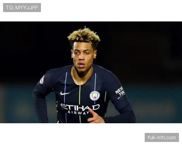 菲利克斯与福登：体系适配与成长环境对比分析